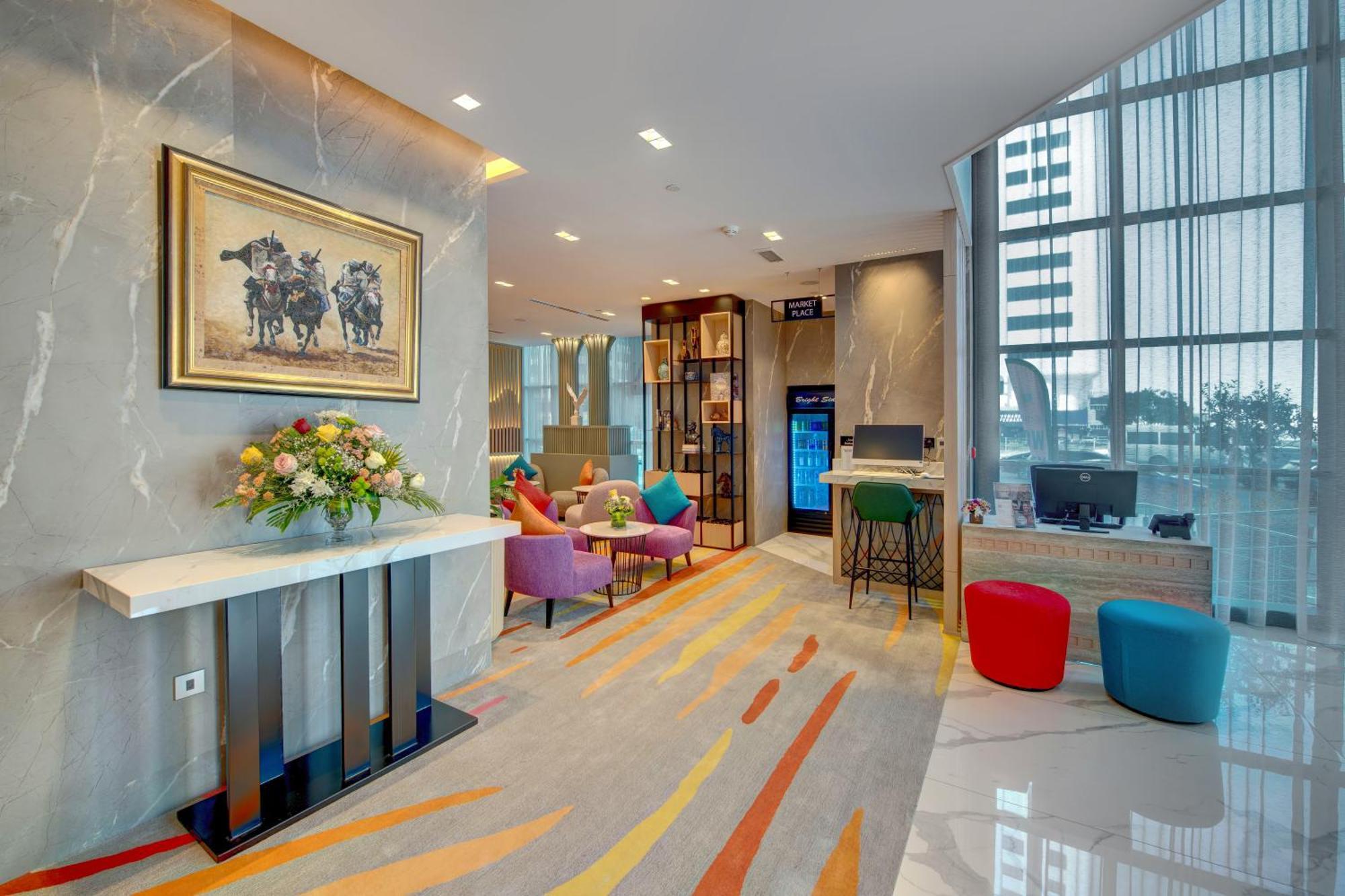 La Quinta By Wyndham Abu Dhabi Al Wahda Hotel Exterior photo