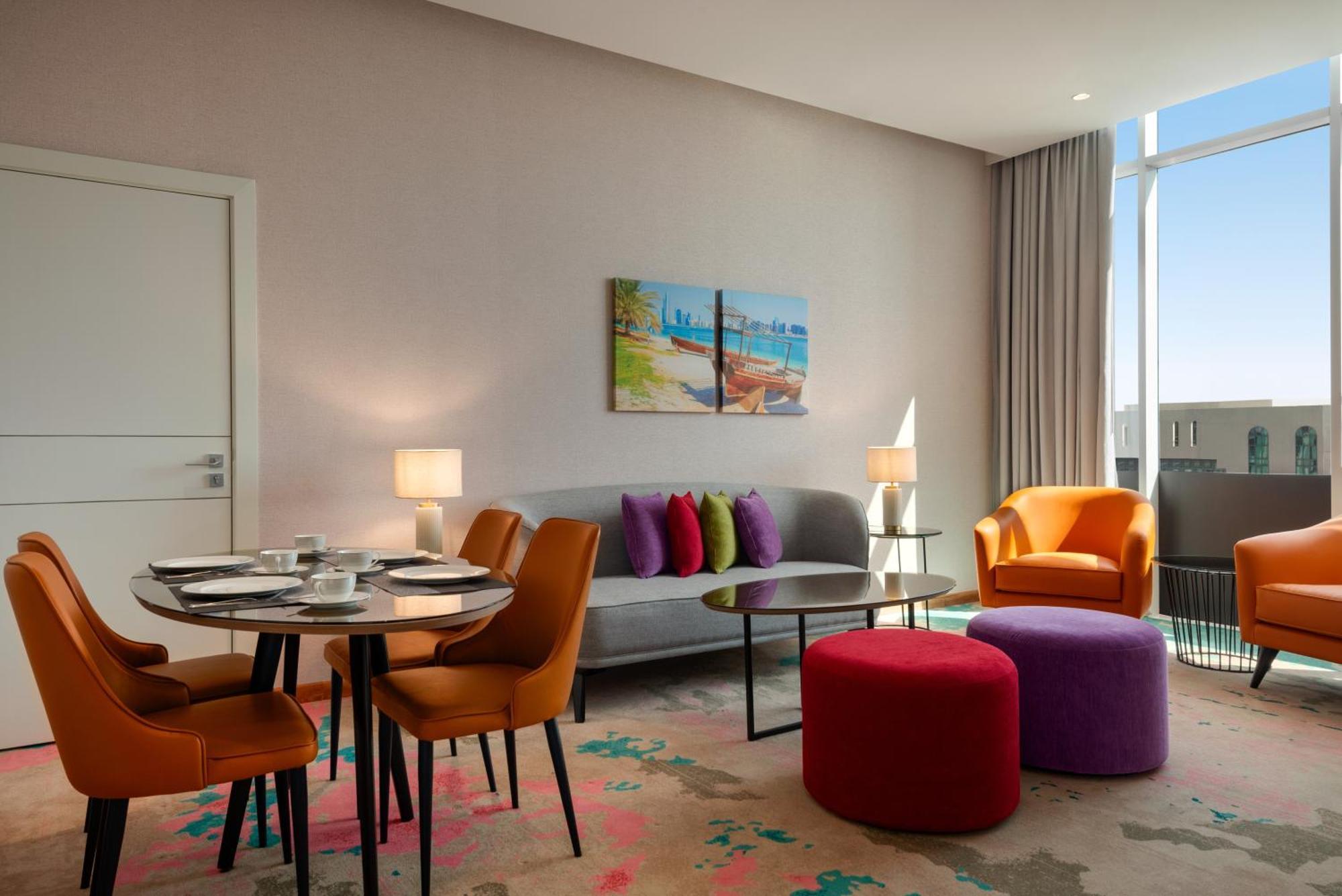 La Quinta By Wyndham Abu Dhabi Al Wahda Hotel Exterior photo